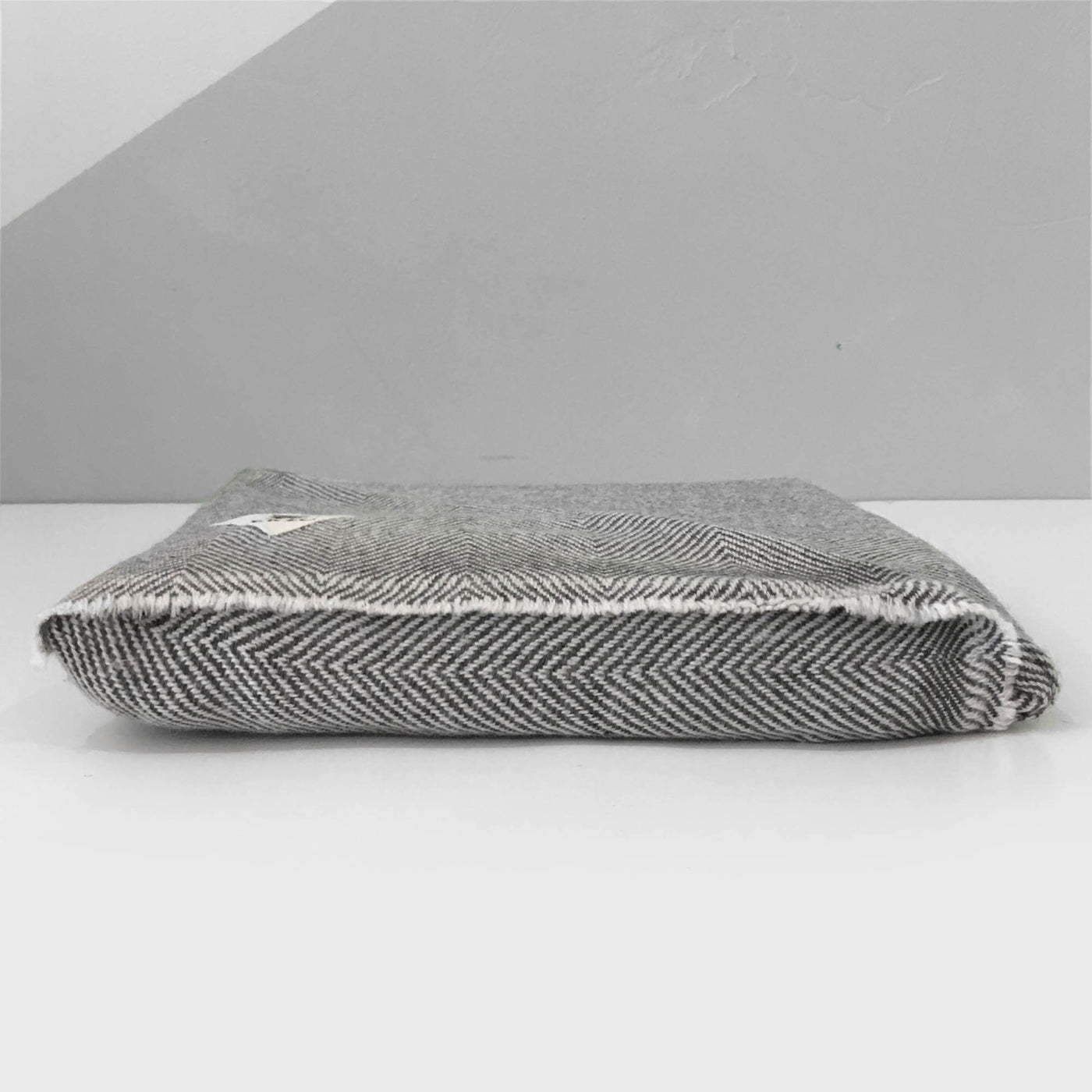 Blanket Cashmere - Dark Herringbone - EKZO